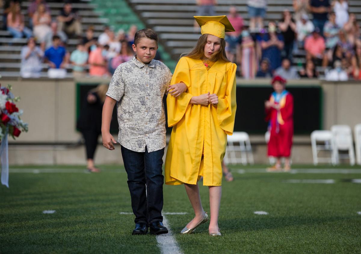 2020 0627 cmhsgrad 09.jpg