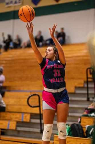 20221209 hhs girls 11.jpg