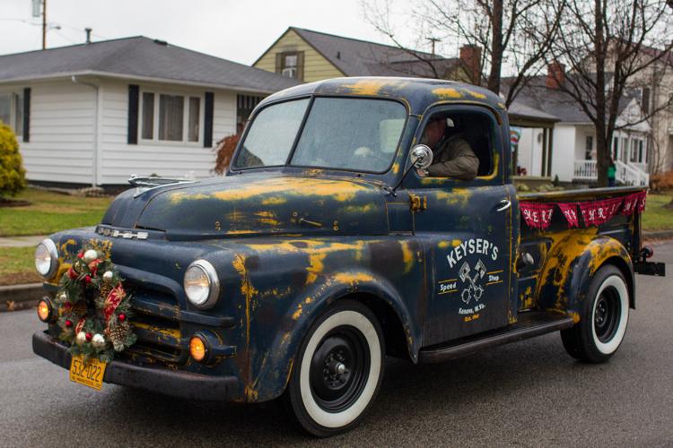 Photos CeredoKenova Community Christmas Parade Photo Galleries