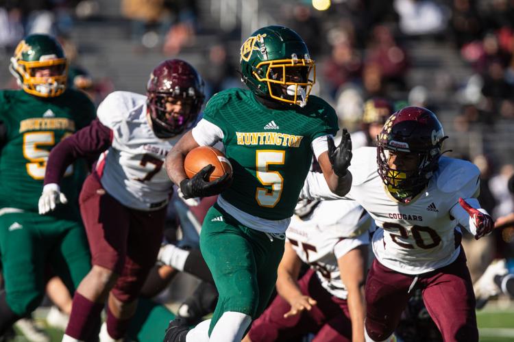 20221120 hhs football 17.jpg