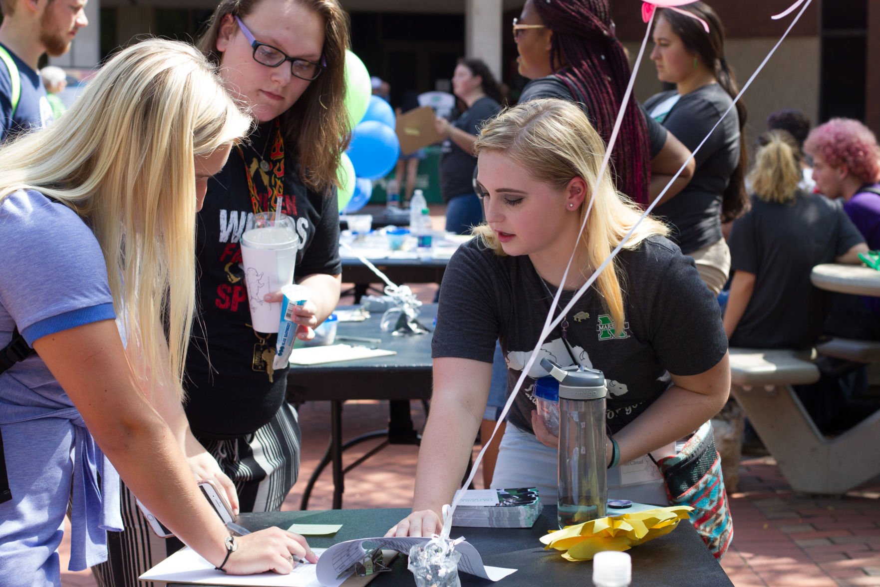 New Mentor Program Connects Freshmen To Upperclassmen | Marshall ...