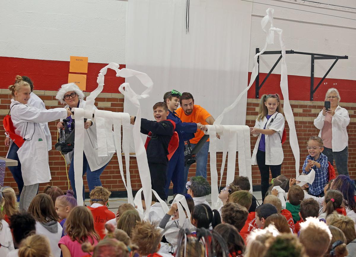 HiteSaunders students participate in Mad Scientist Day News herald
