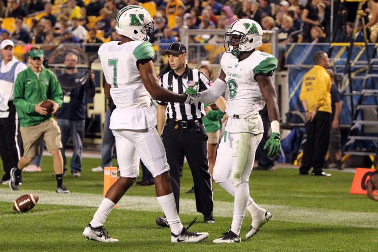 2016 1002 mu football40.jpg