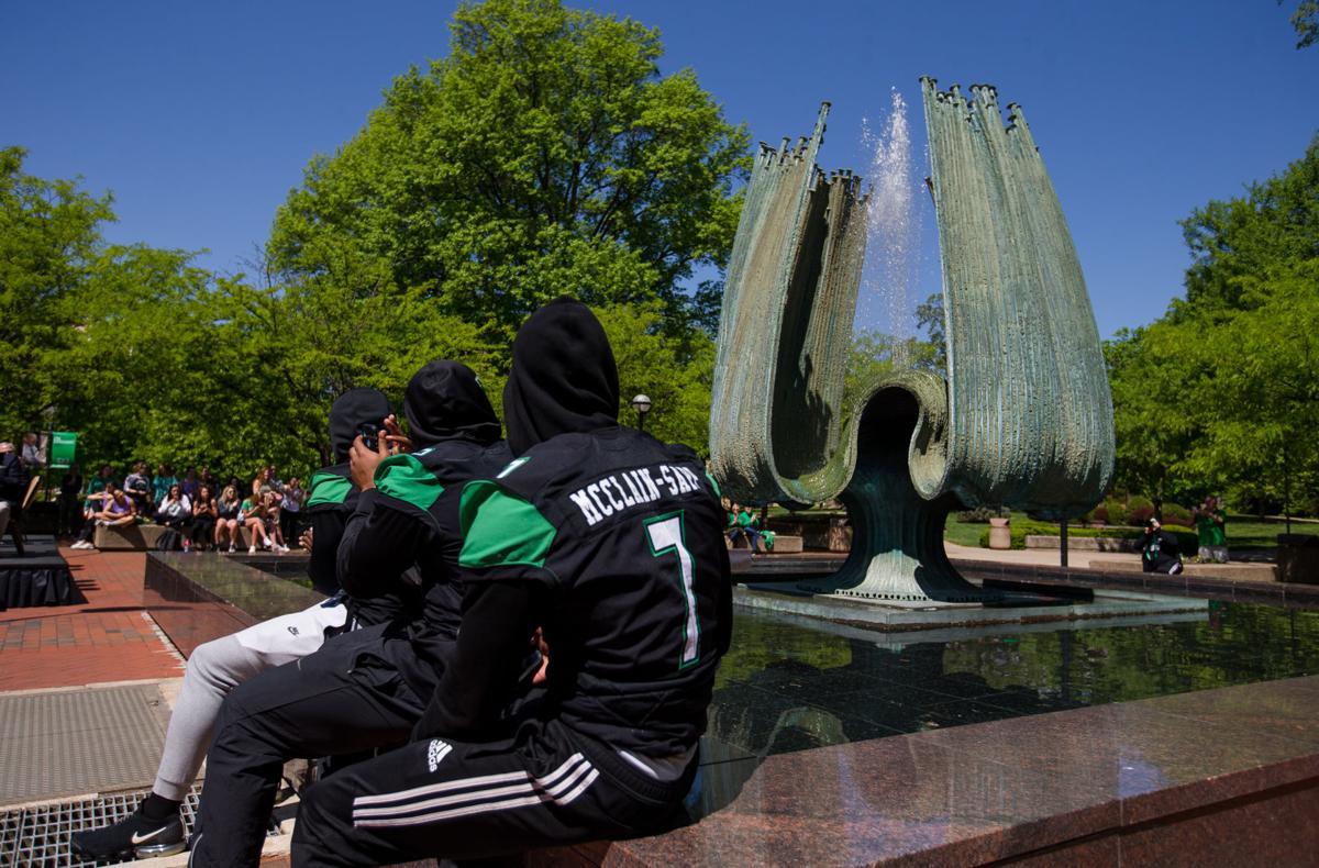 2019 0428 mu fountain