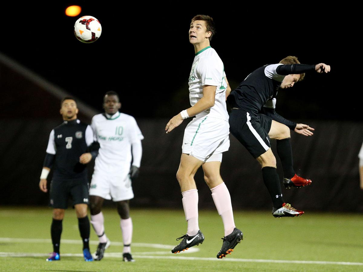 1020_mu soccer_0
