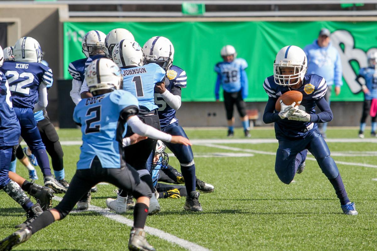 1104_turfbowl