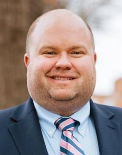 RyanSaxeHeadshot-21.jpg