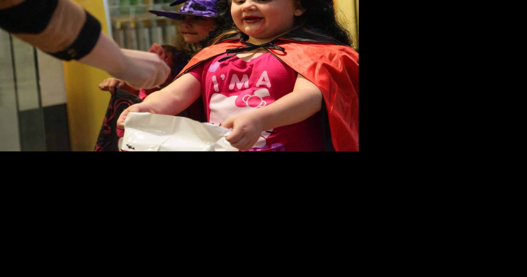 Ashland Town Center Mall hosts Halloween trickortreat News