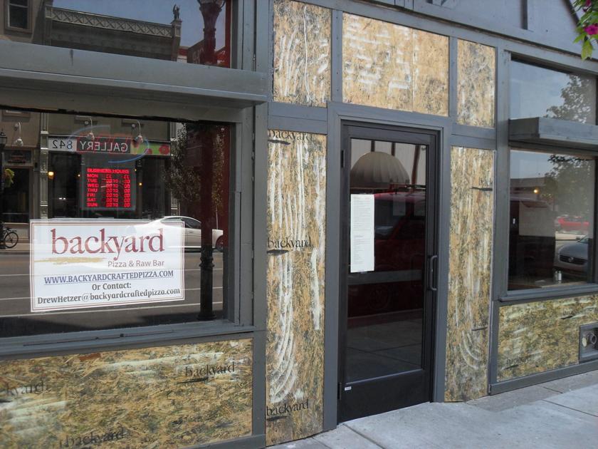 Backyard Pizza Raw Bar Unique Now Open Features Entertainment