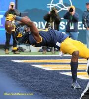 ƵU puts history in past with win