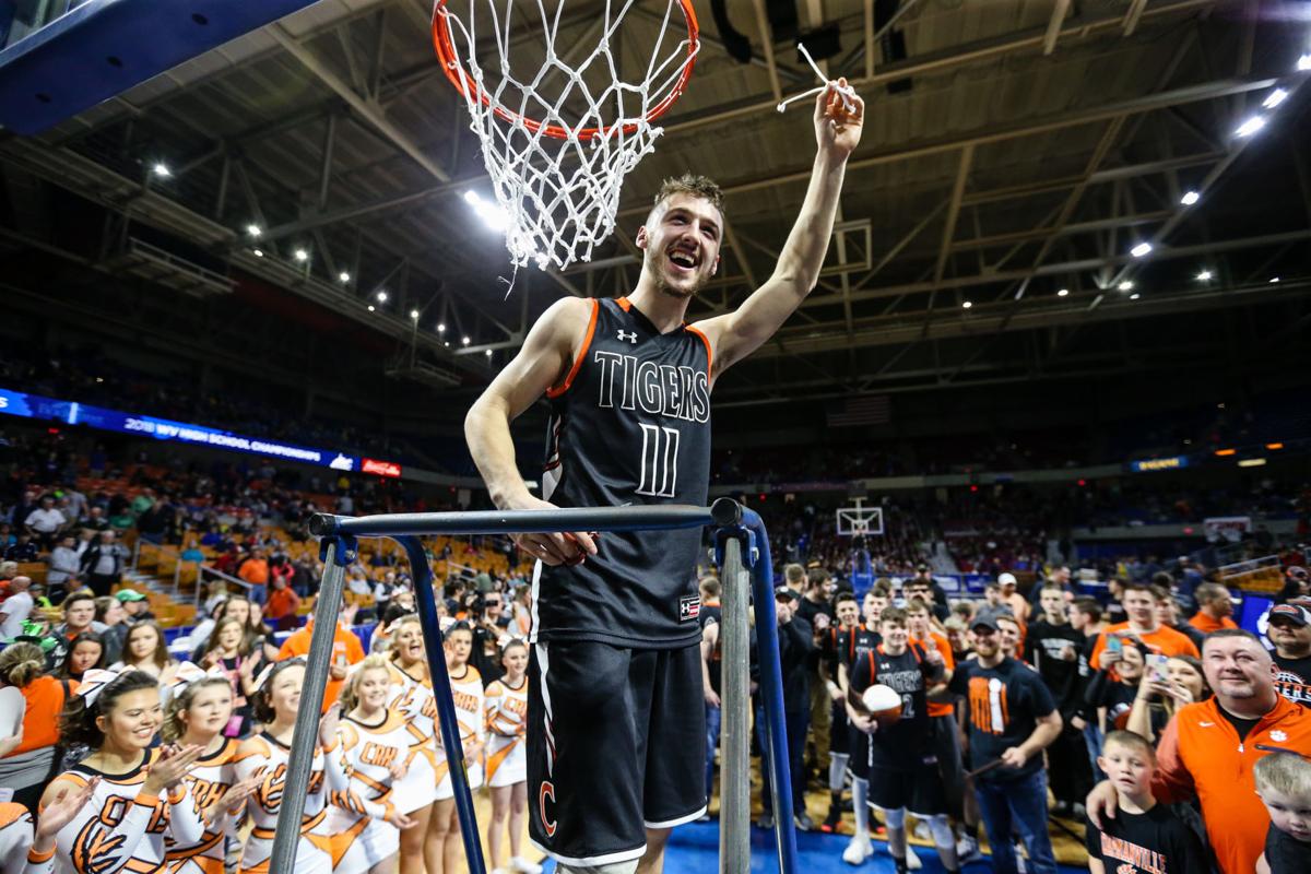 Photos Chapmanville Defeats Fairmont Senior For Aa Championship
