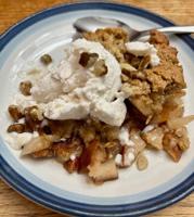 Stephanie Hill: Easy Pear Crisp makes use of seasonal delights