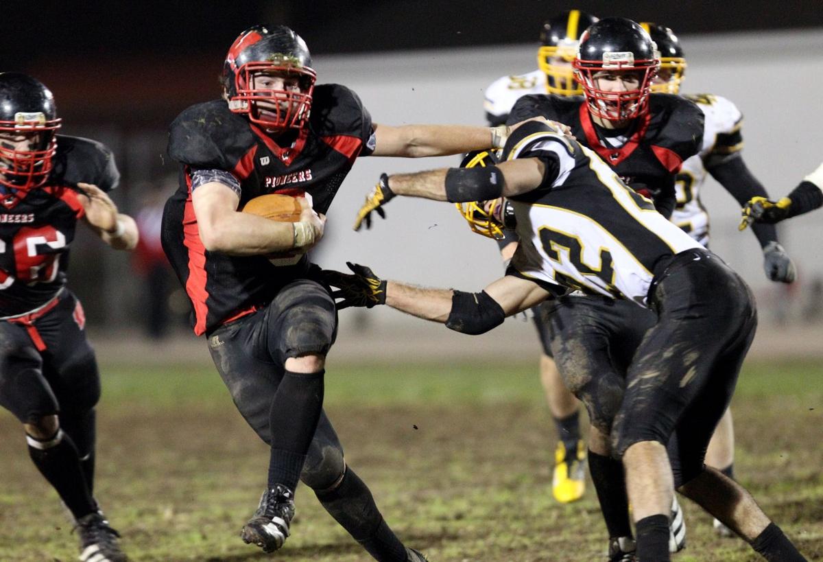 Gallery Wayne Pioneers Take On Keyser Golden Tornado Football