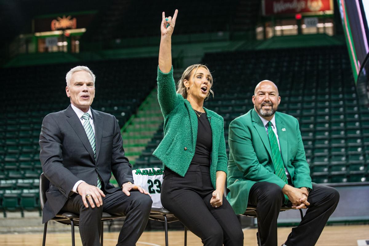 Hiring, homes and honeymooning: Stephens-Caldwell keeps hectic pace |  Sports | herald-dispatch.com, image size:1200x800