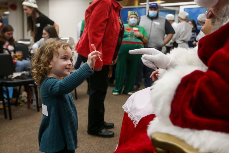 Deaf Children Share Christmas Wishes With Santa During Brunch Event News Herald Dispatch Com