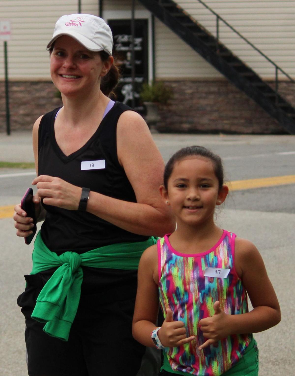 Winfield High School cheerleaders sponsor School Pride 5K Putnam News