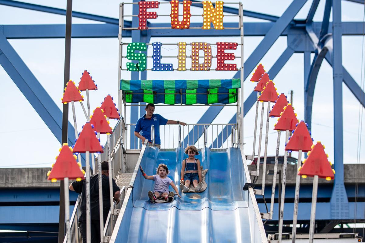 Photos Ashland Summer Motion carnival Multimedia