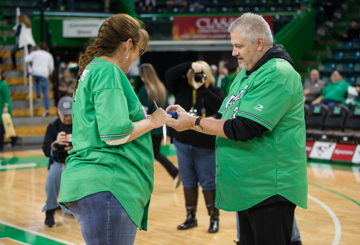 2020 0119 mu hoops 09.jpg