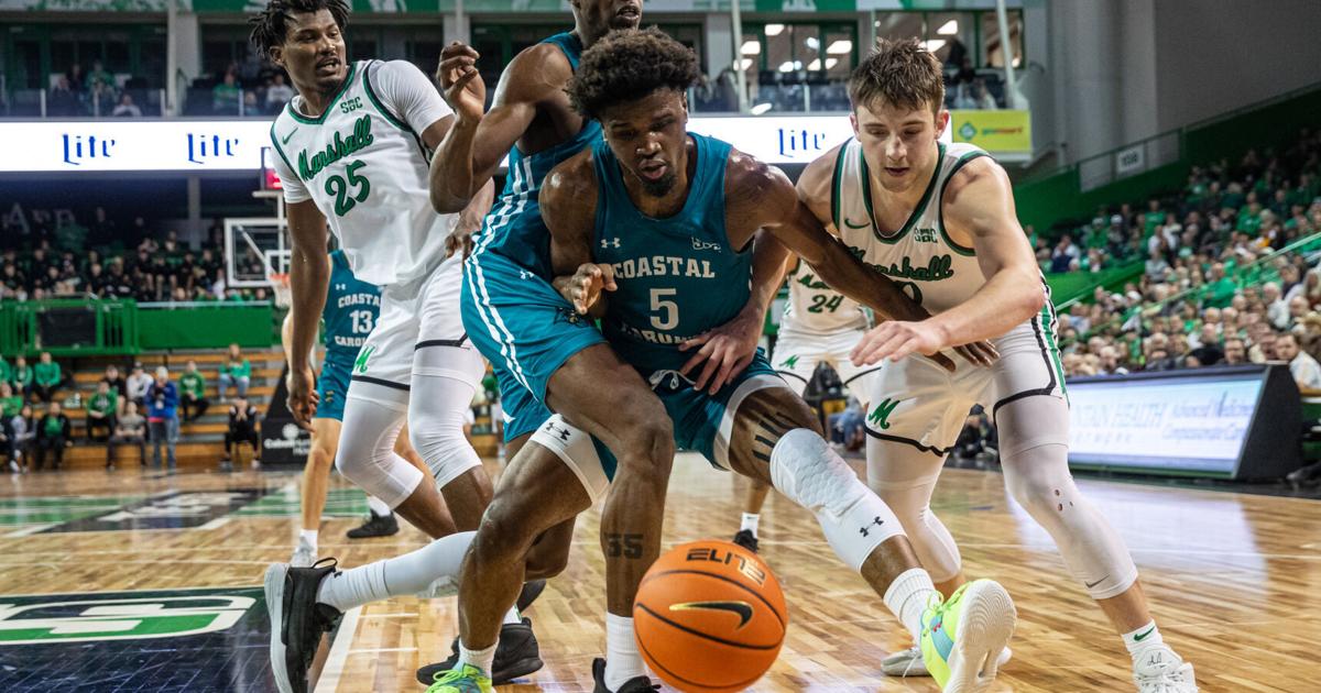 Handlogten Handlogten's career performance guides Herd past Coastal, 81-66 ...