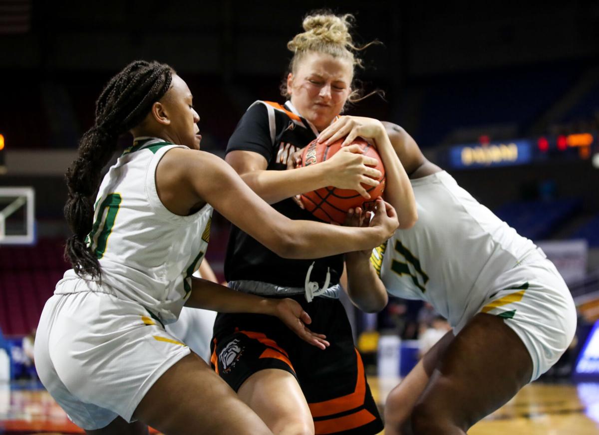 20210430 hhs girls 03.jpg