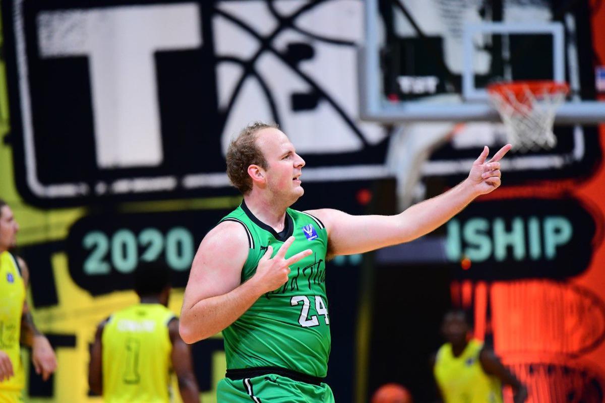 Herd That S Ot Elmore Brings Unique Fun To The Basketball