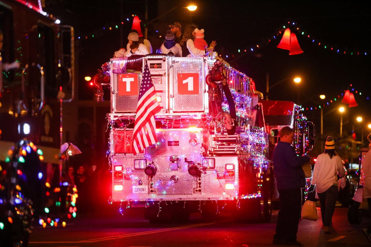 Photos Winter Wonderland Of Lights Festival Christmas Parade
