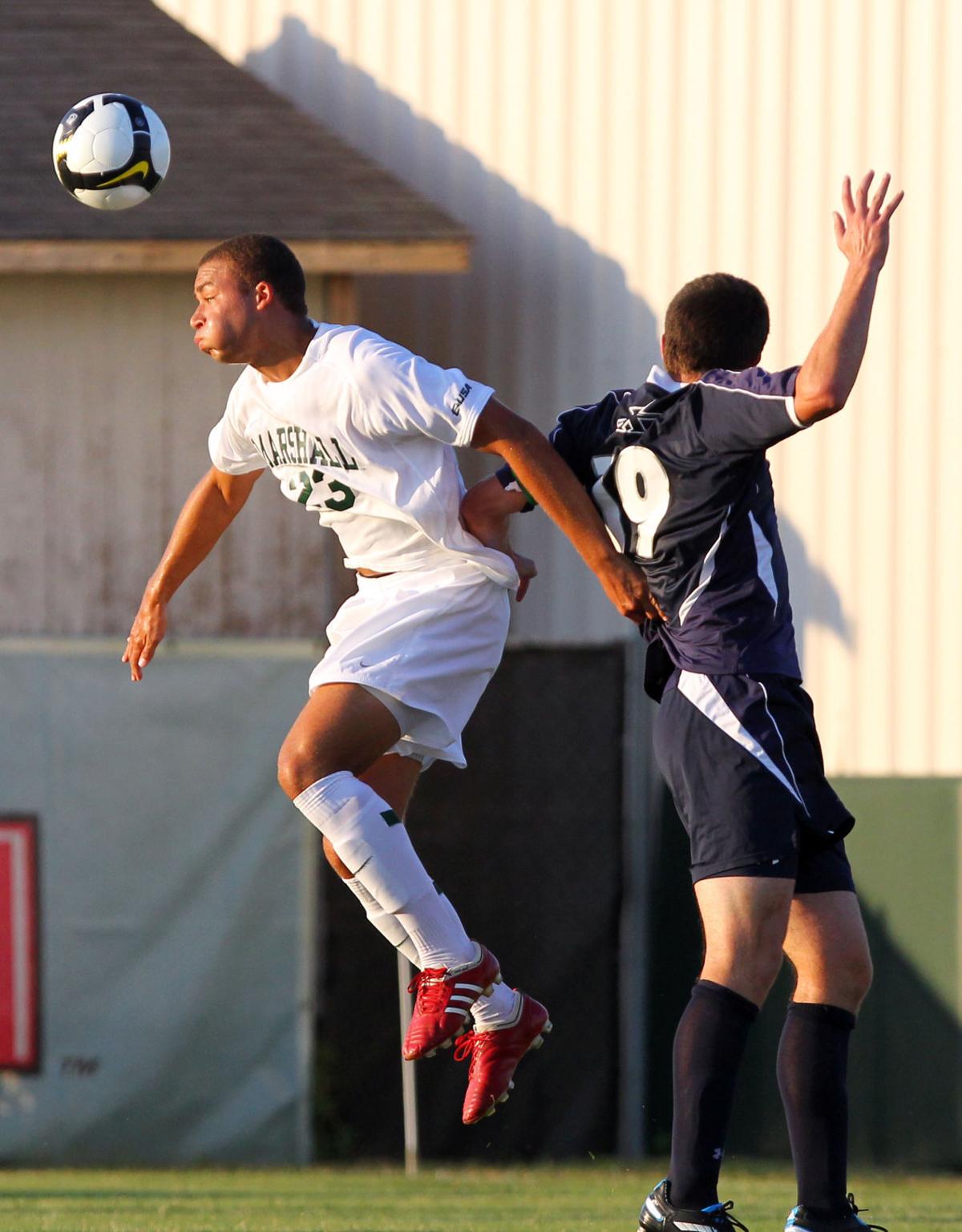Marshall, Xavier game ends in draw - Herd soccer opener draws crowd of 350-plus to Sam Hood Field
