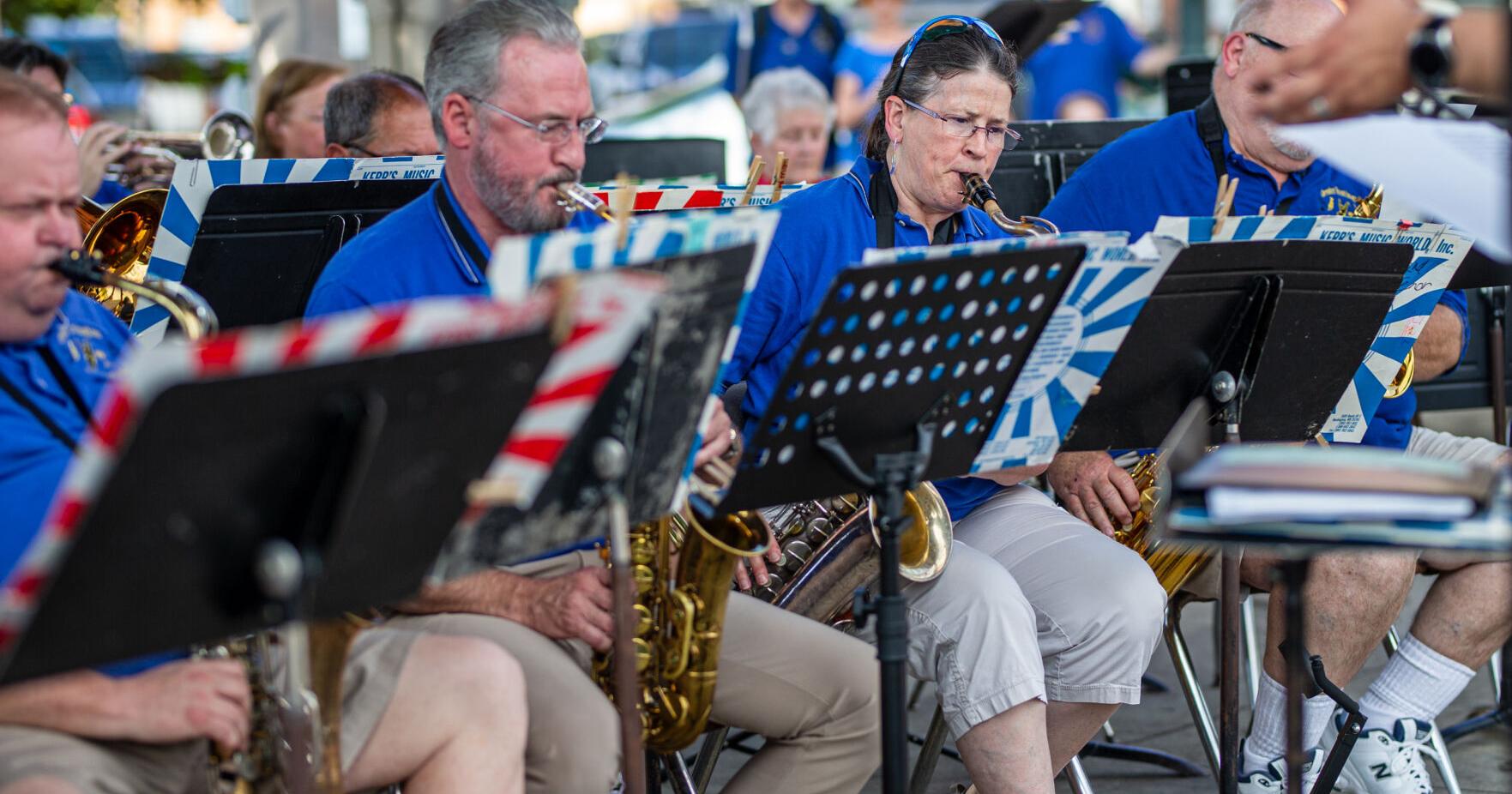 Play me some patriotic music - Vimarsana News