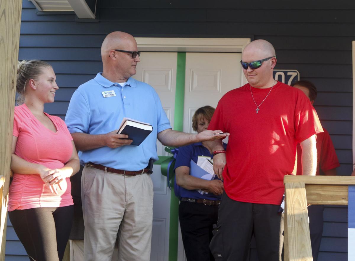Photos Huntington WV Area Habitat for Humanity's 100th home dedication