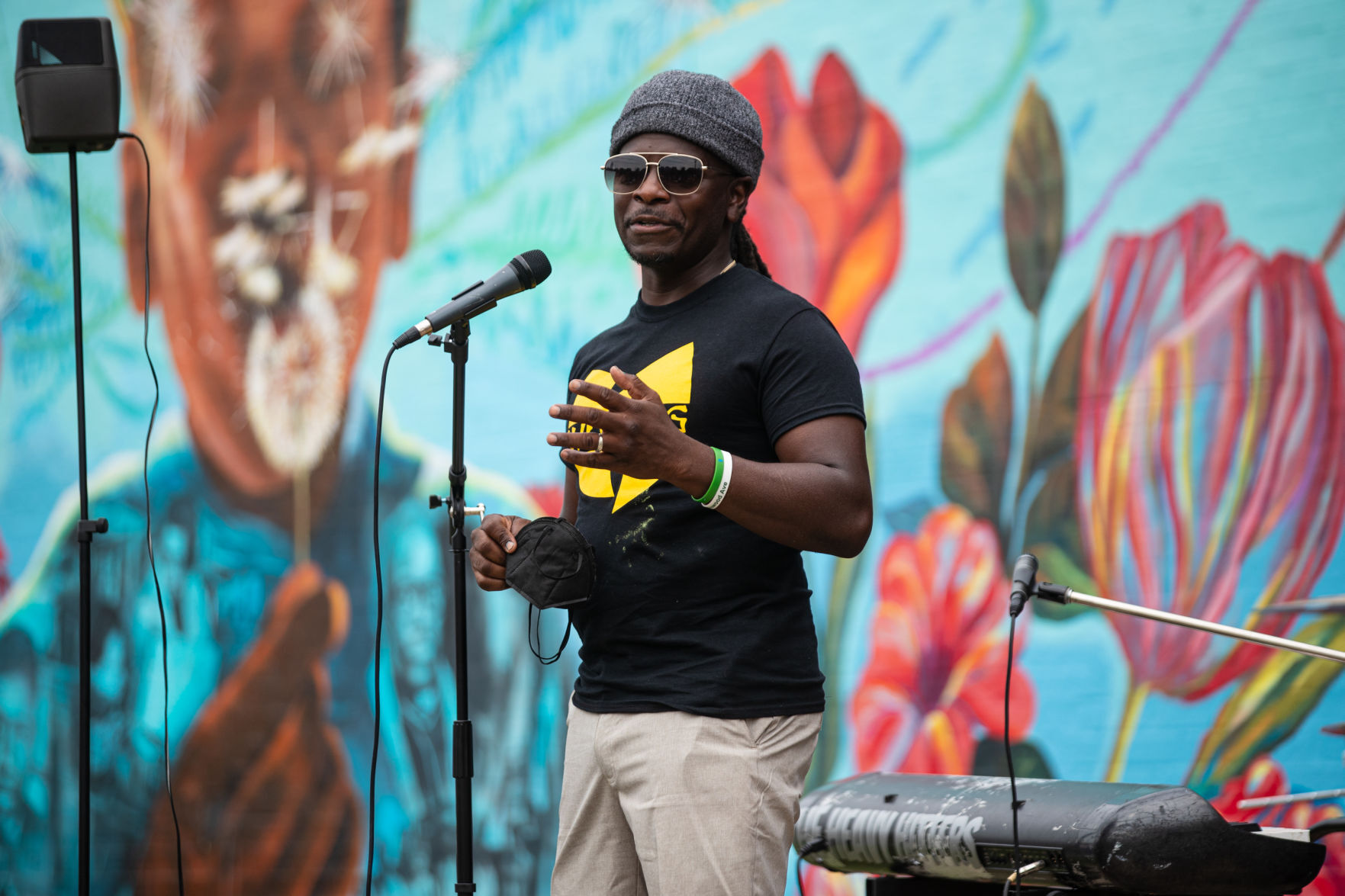 Celebrated mural artist fuses Fairfield's history, future in new artwork | News - Vimarsana News