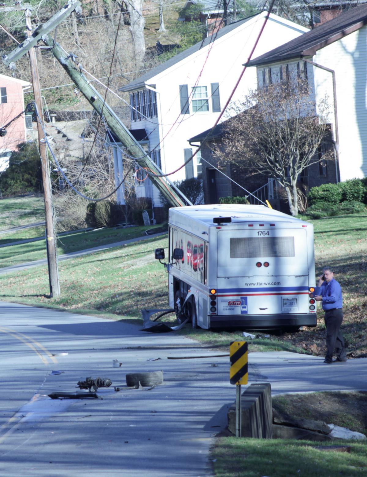 Tta Bus Hits Car Power Pole Near Stamford Park News