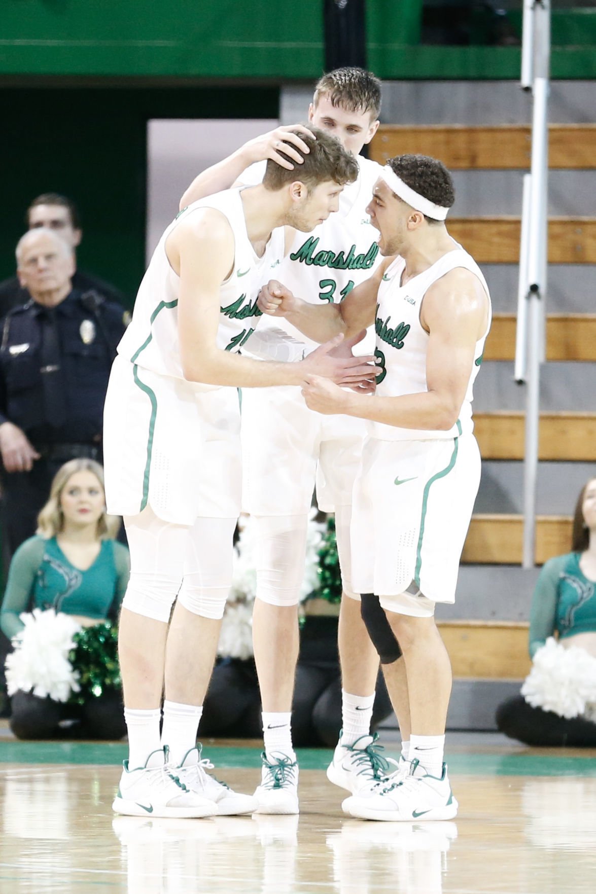 2020_0209_muhoops