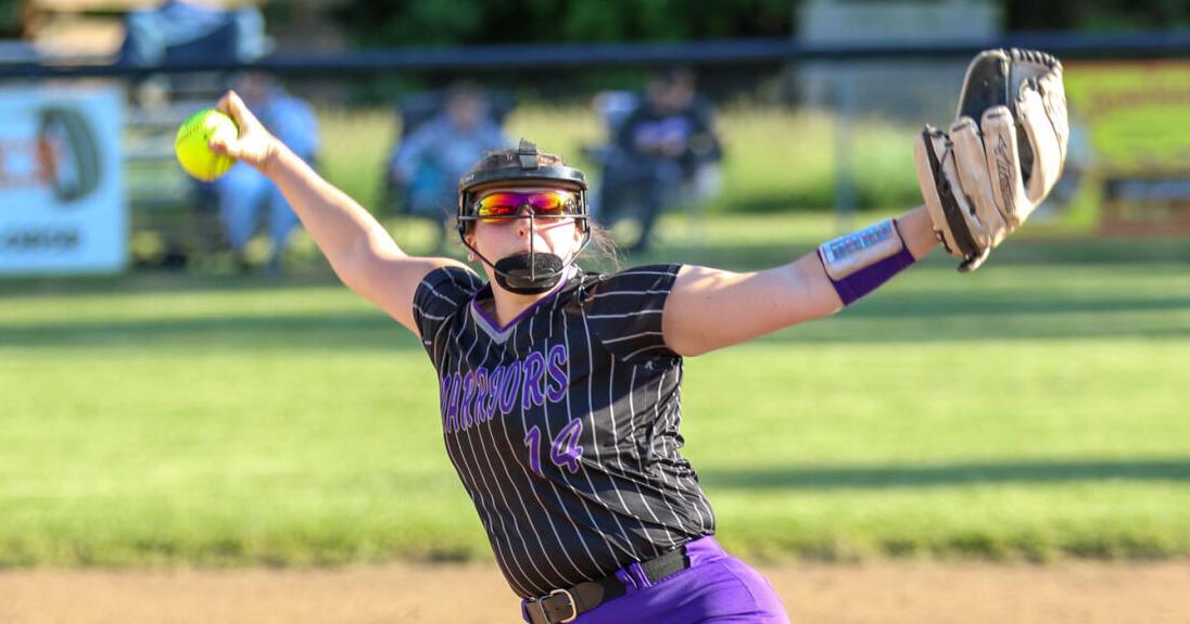 Prep softball: Riverside hurlers turn in 3-hitter, knock out Huntington