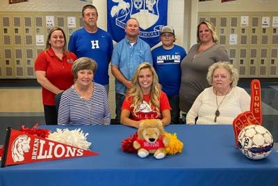 Harley Thompson signing