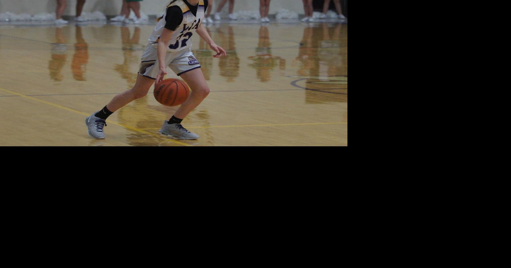 Lady Lions top Fayetteville to open campaign