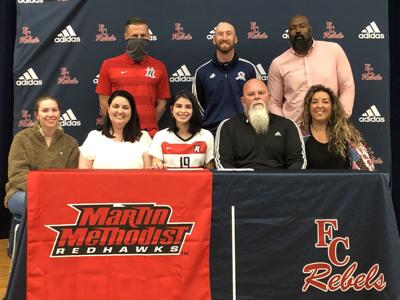 Gracie Morse signing