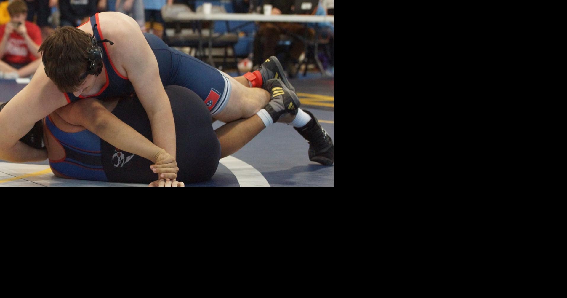 Rebel wrestlers top Cascade, fall to Stewarts Creek in road meet