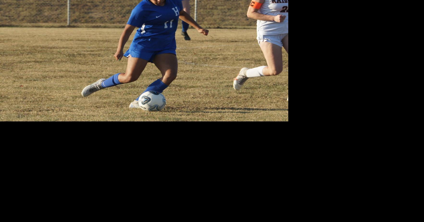 Lady Hornets shut out Richland in district semis