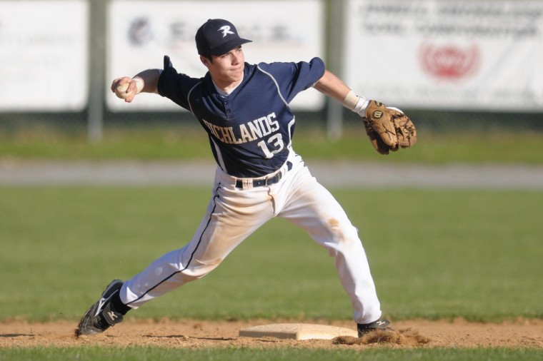 Former Virginia Tech pitcher Joe Mantiply earns postseason victory