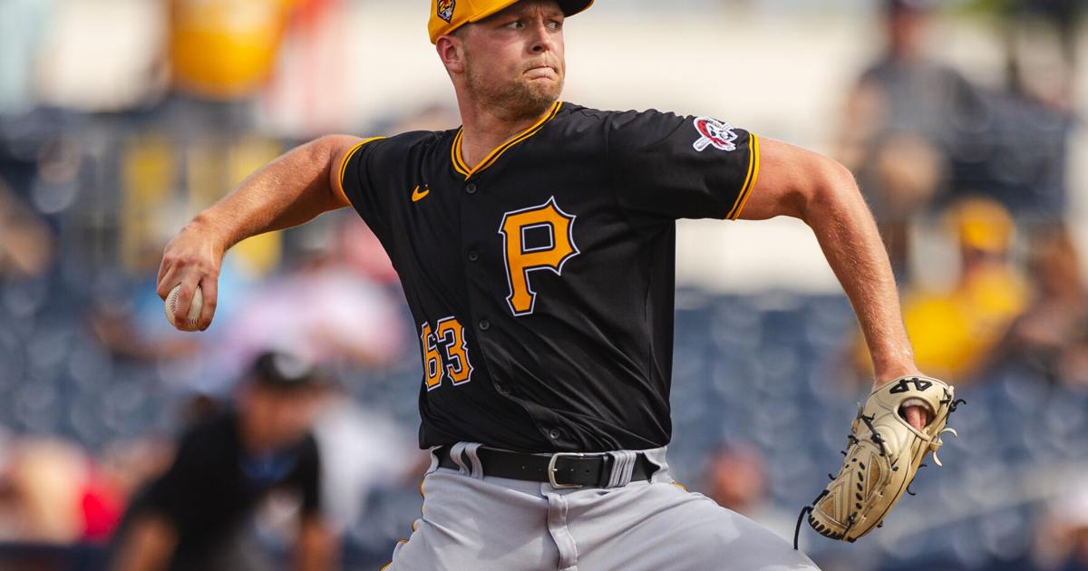 Hunter Stratton LOCALS IN THE PROS: New dad Hunter Stratton (Sullivan East) makes ...