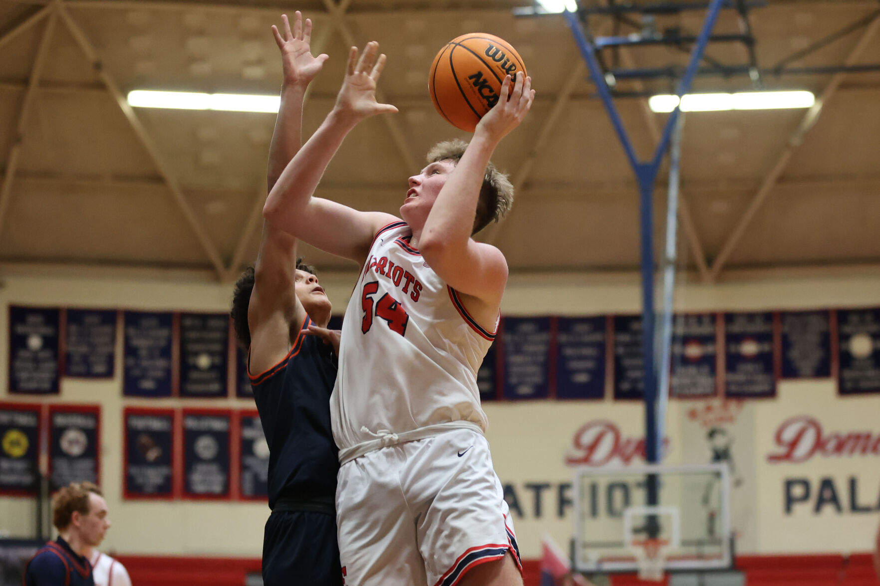 Sullivan East Patriots Secure Victory Over Union Bears: Laisure and Cross Lead the Charge