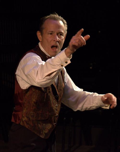 One actor plays more than 40 roles in “A Christmas Carol” | Latest Headlines | heraldcourier.com
