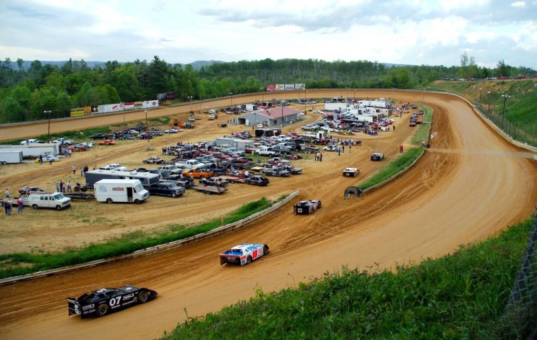 AUTO RACING: Going Slideways at Wythe Raceway