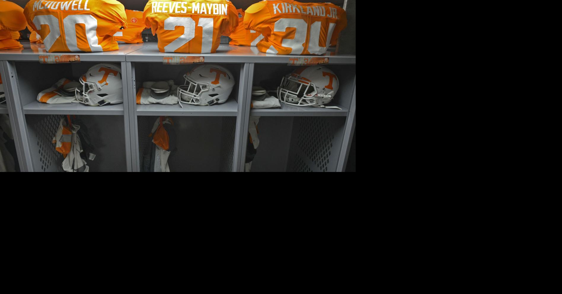 Battle at Bristol Locker Room tours