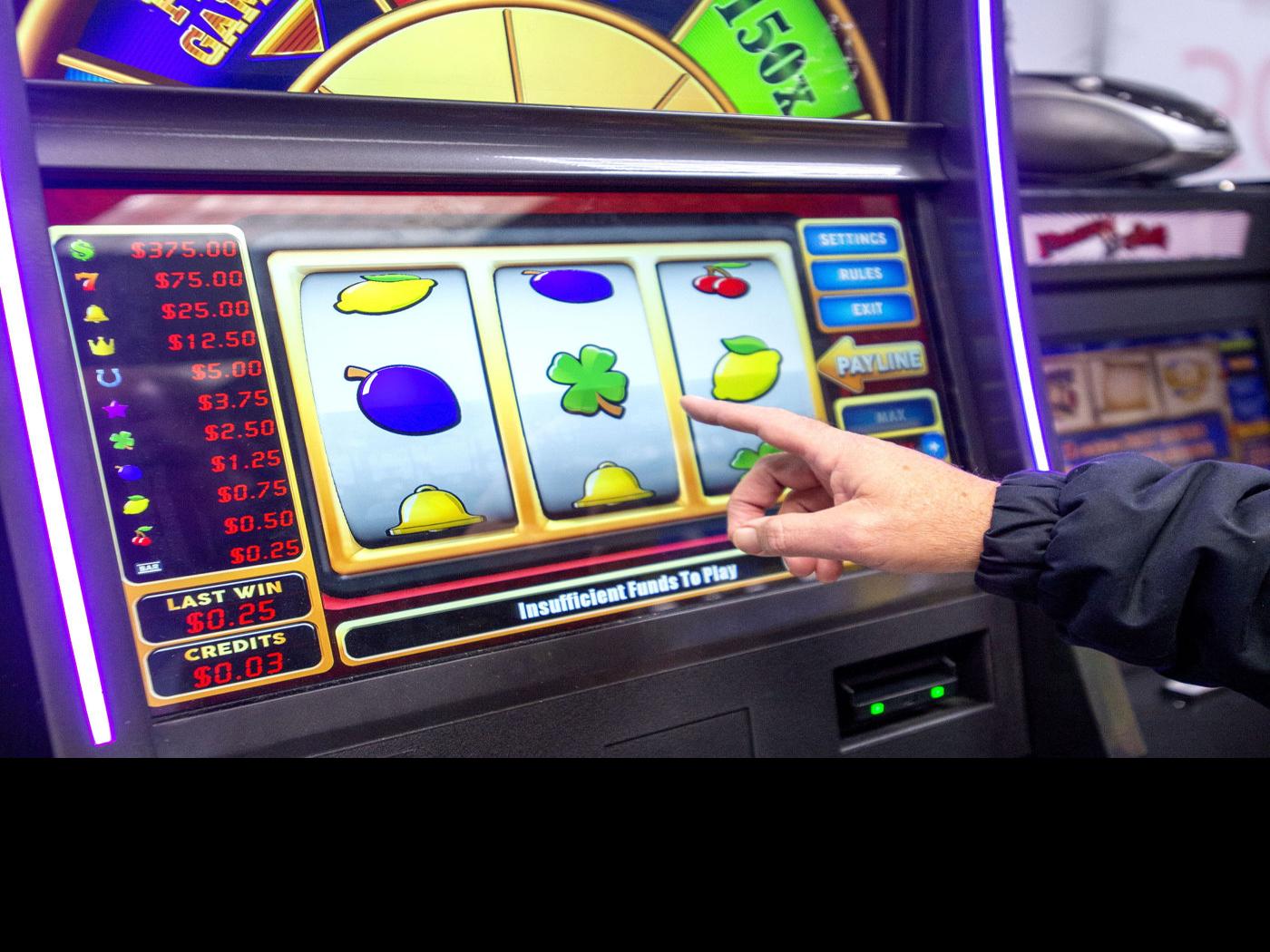 Do colorado truck stops have slot machines near me
