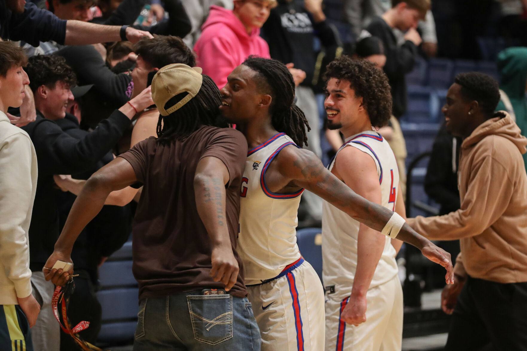 MEN'S COLLEGE BASKETBALL: Jordan Akal guides King University to