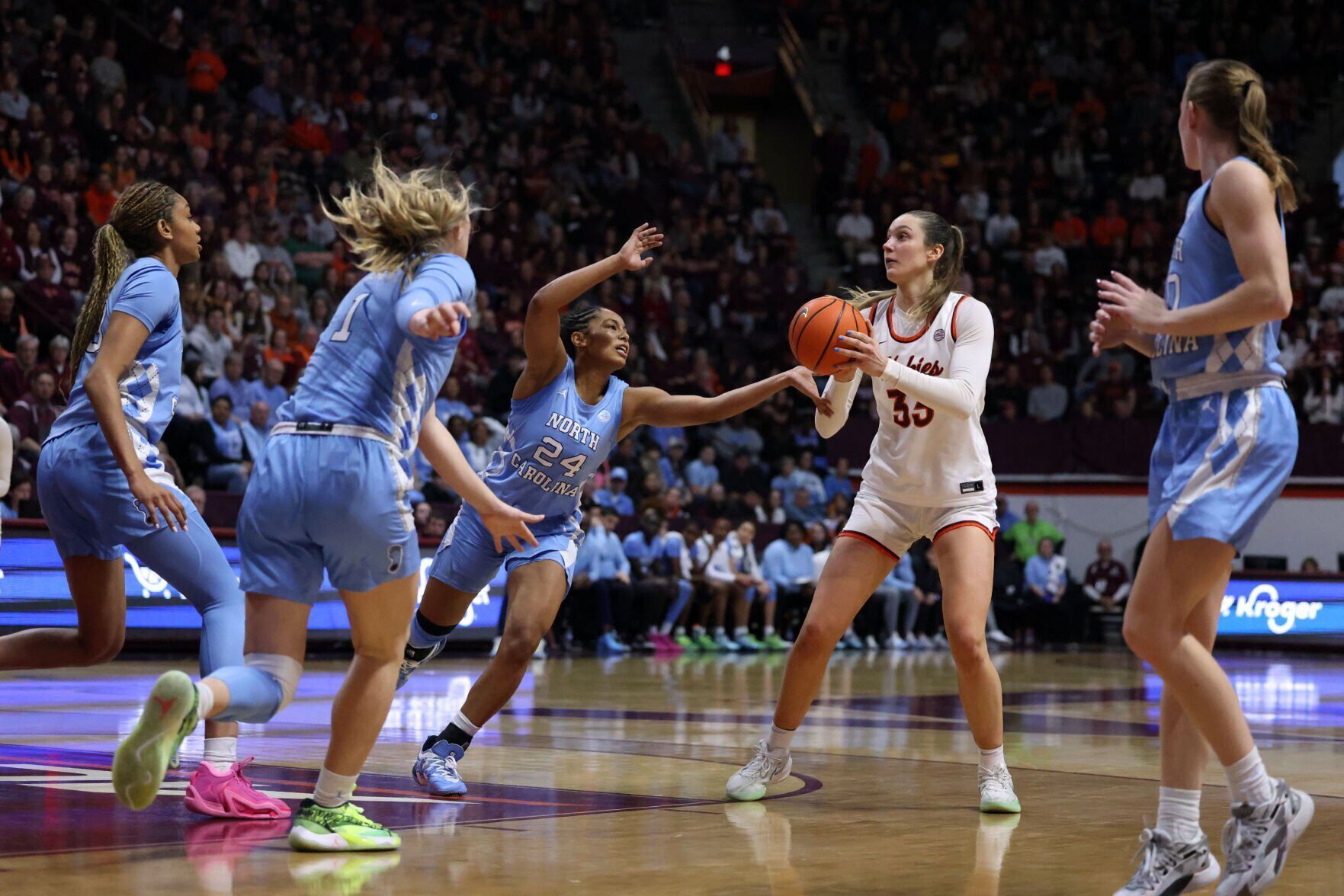 Kitley Amoore star in Hokies senior day win over UNC