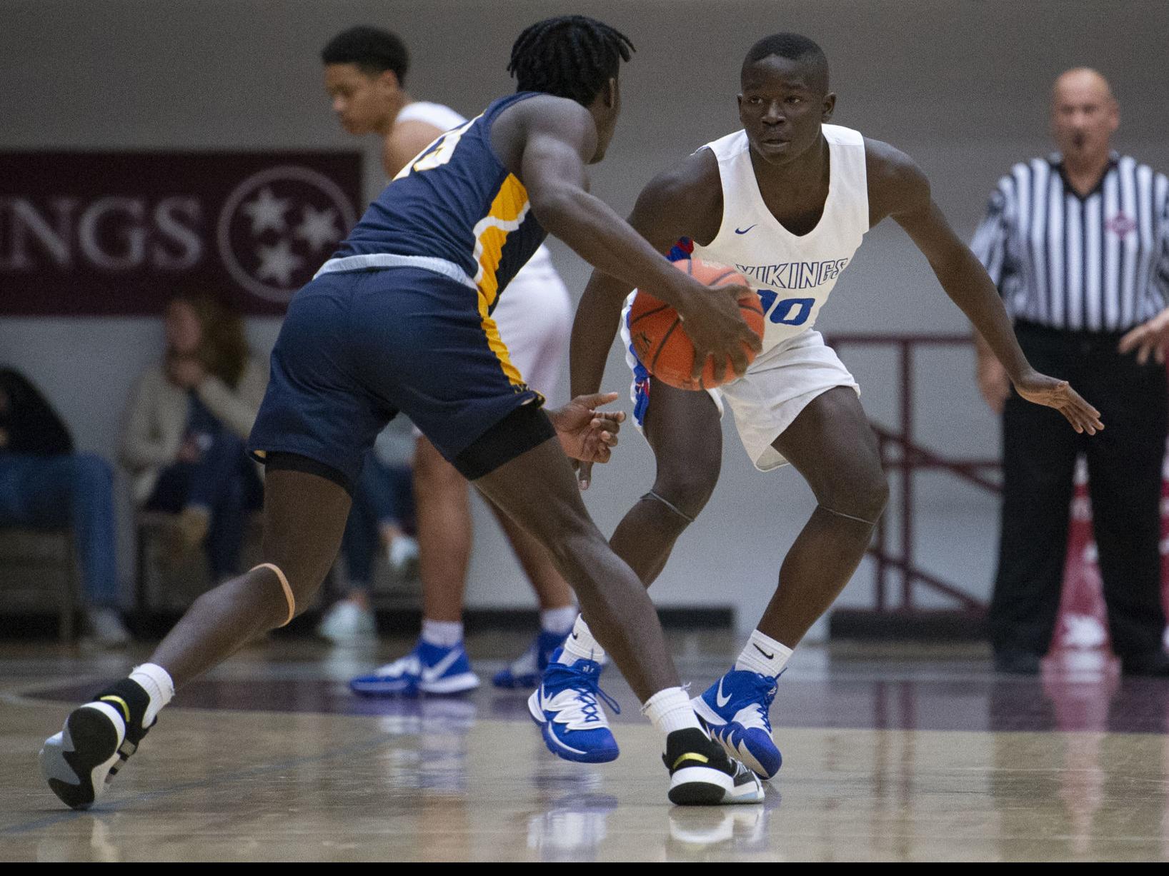 Arby S Classic North Mecklenburg Cruises Past The Webb School 82
