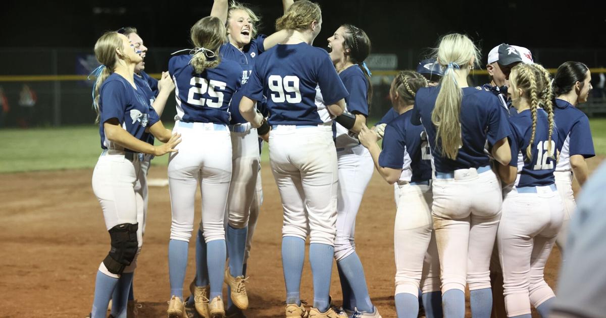 HIGH SCHOOL SOFTBALL: Richlands earns SWD title with seventh-inning ...