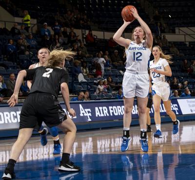Women S Basketball Former Abingdon Star Grace Hess With Air Force
